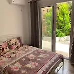 Tassos-haus Nyaraló
